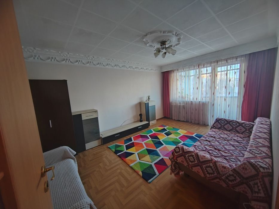 Apartament 3 camere decomandat – Vest / Piața Aurora