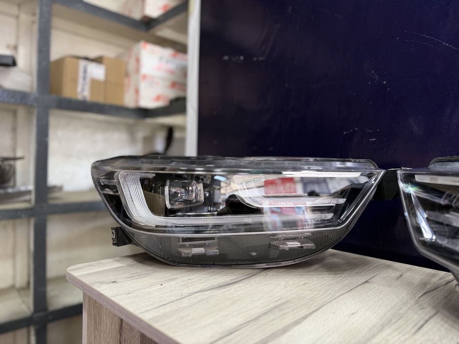 Передние фары на Chery 8 pro