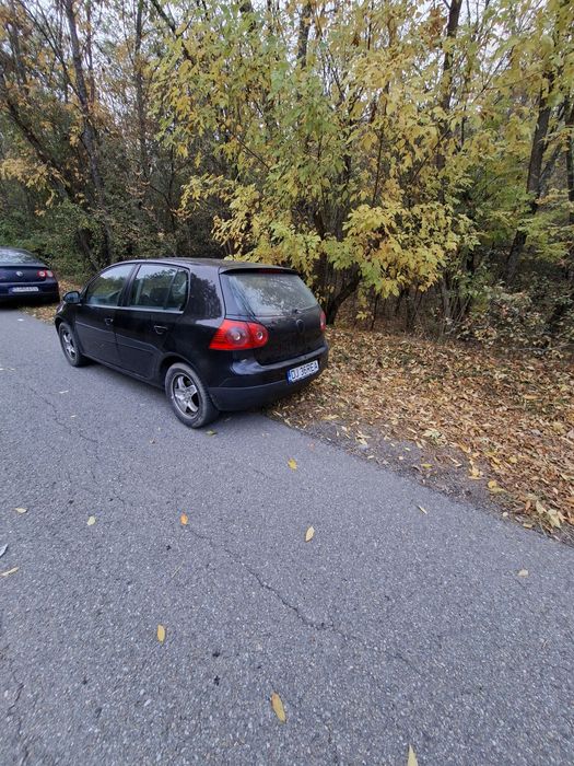 Vând golf 5  1.9 tid