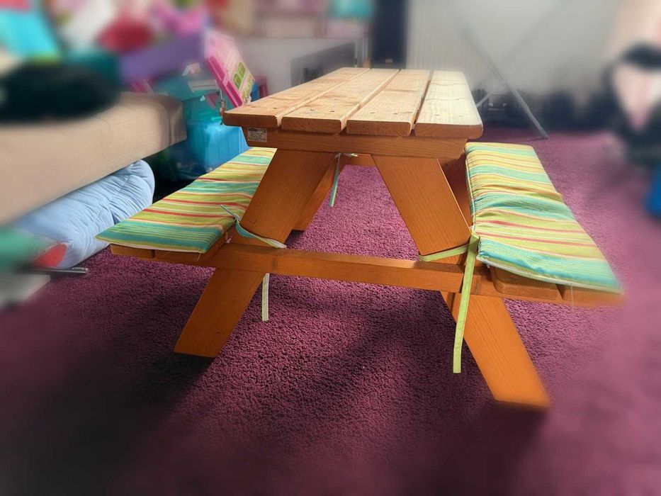 Masuta cu bancute  si pernute lemn copii / masa bancuta lemn