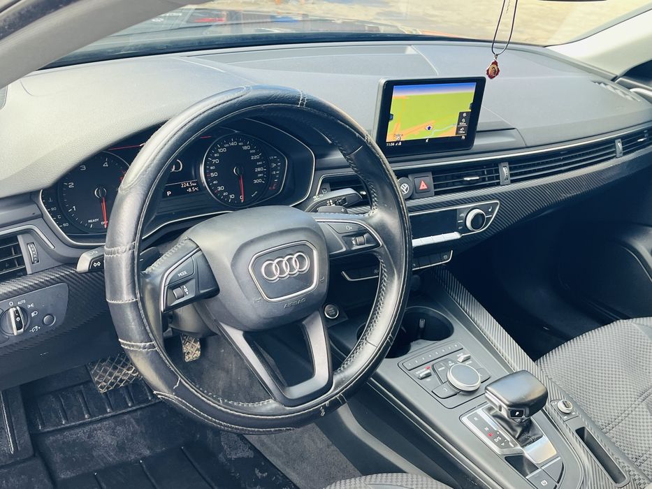 Audi A4/B9/2017/