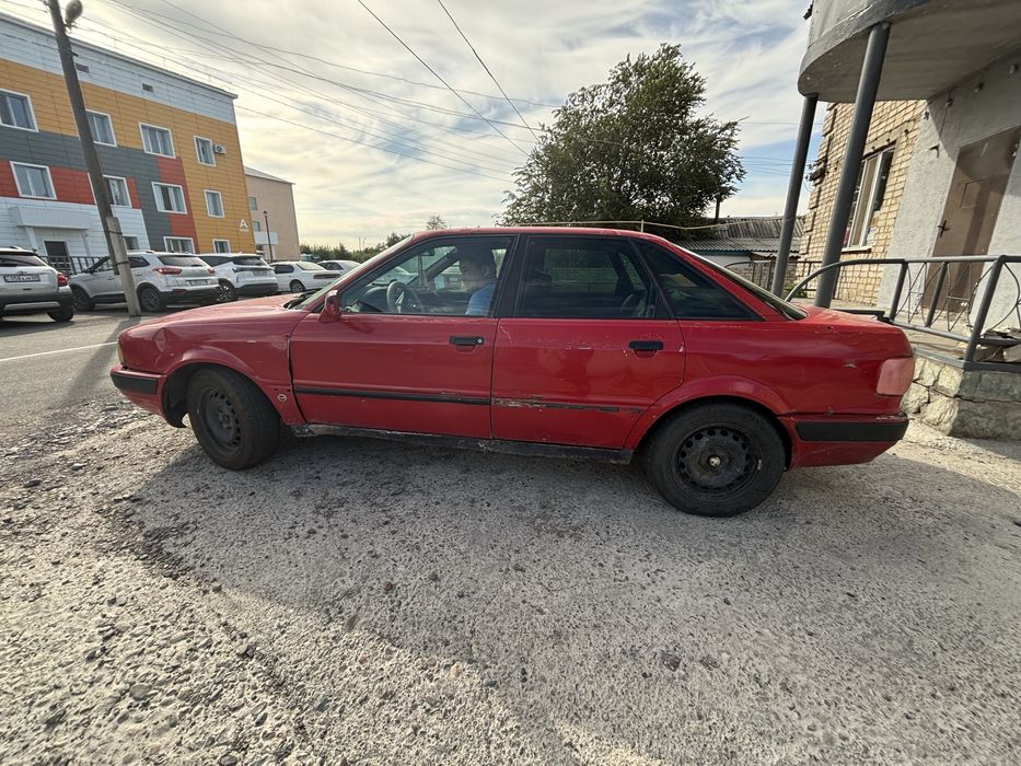 Срочно продам Ауди 80 б 4