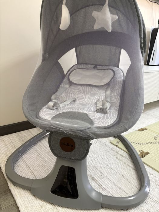 Шезлонг Kidilo маятник как новый