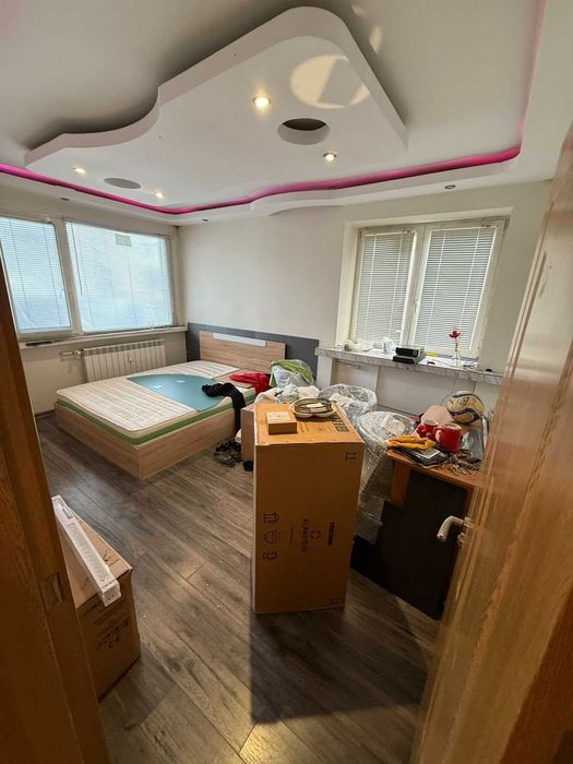 Тристаен апартамент в Младост 2