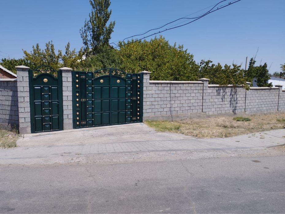 Үй сатылады. Шардара қаласында.