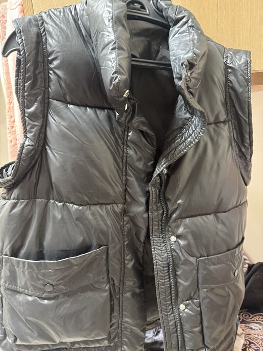 безрукавка продается