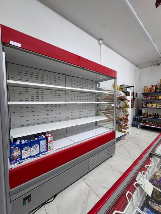 Витринный холодильник