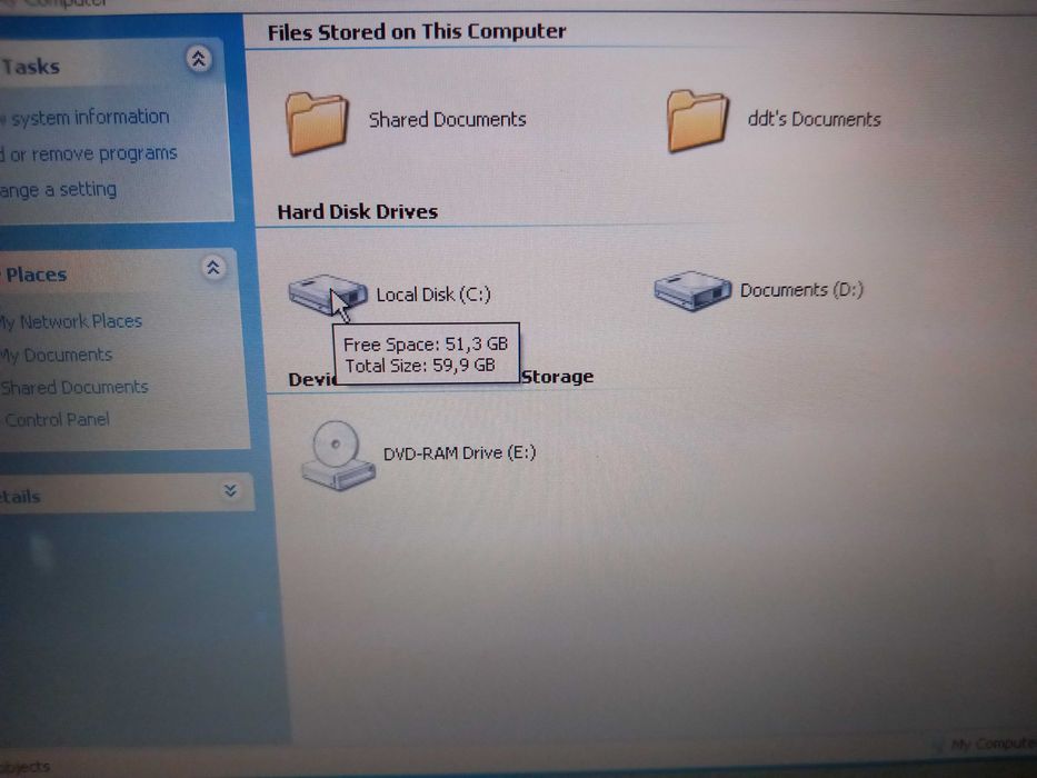 Лабтоп HP . Старичък , но работлив . 1.9ghz dual core