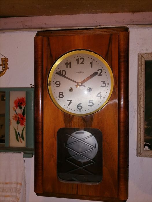 Автентичен часовник