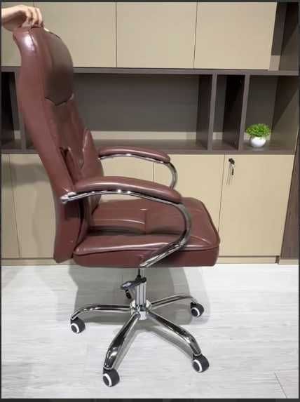 Офисное кресло  C818-для Руководителя !