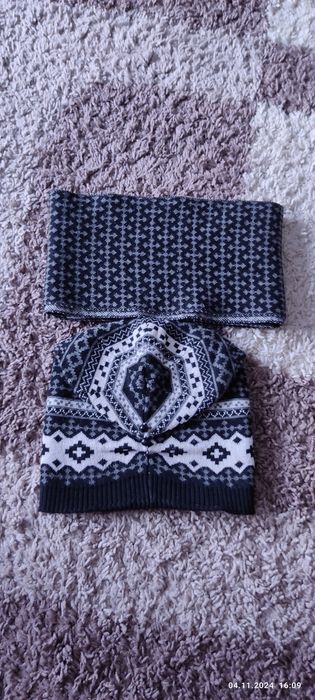 Продам шапку осень-весна