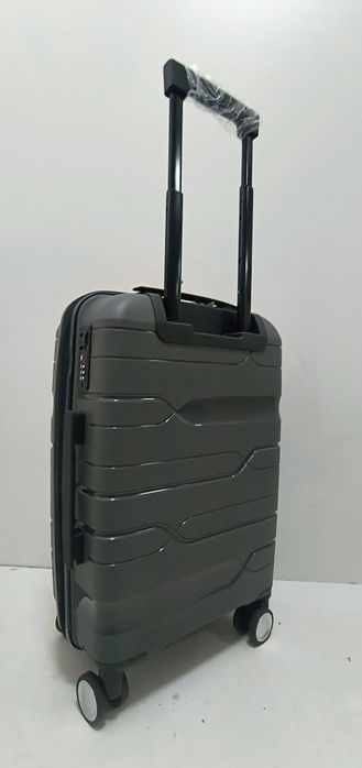 Куфари от полипропилен в среден и голям размер ( безплатна доставка/