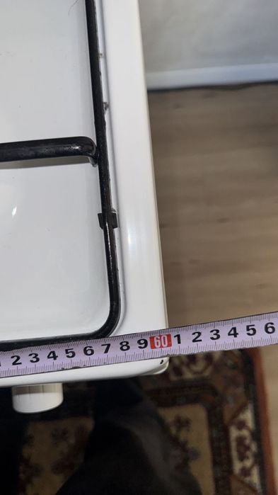 Продам газовую плиту