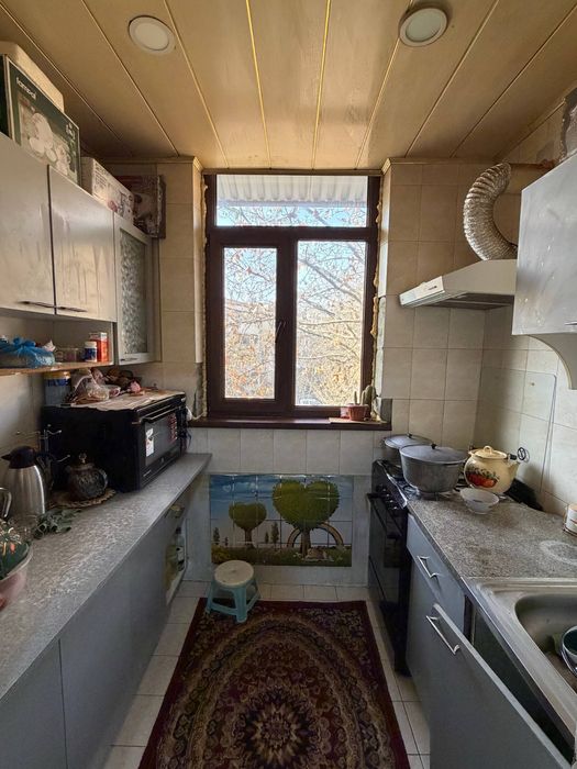 Продается 3х комнаяная квартира 77 серия Ш.Руставелли