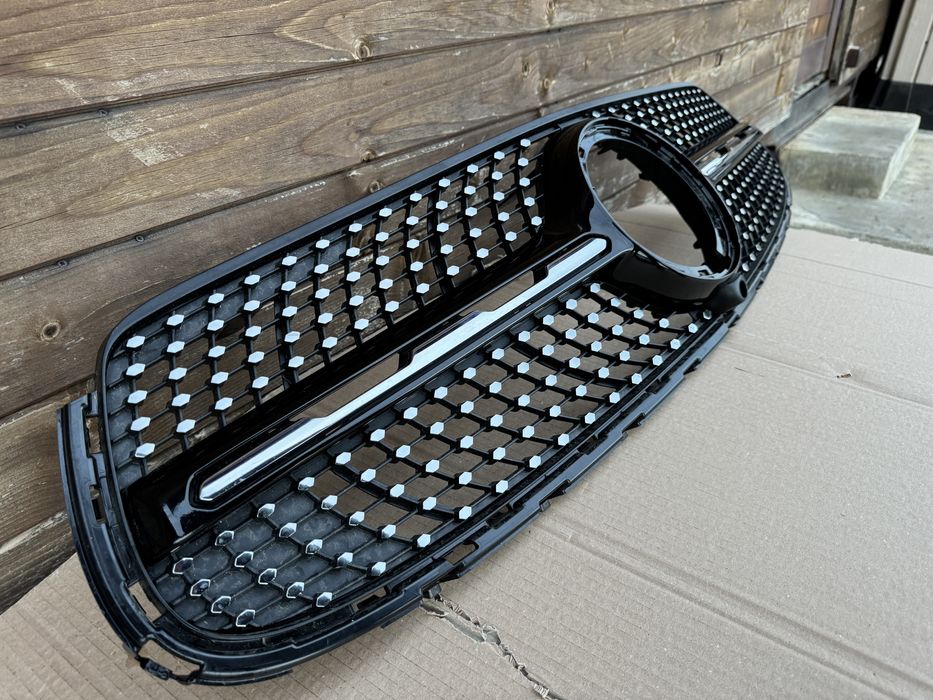 Решетка Mercedes GLC X253 / C253 AMG