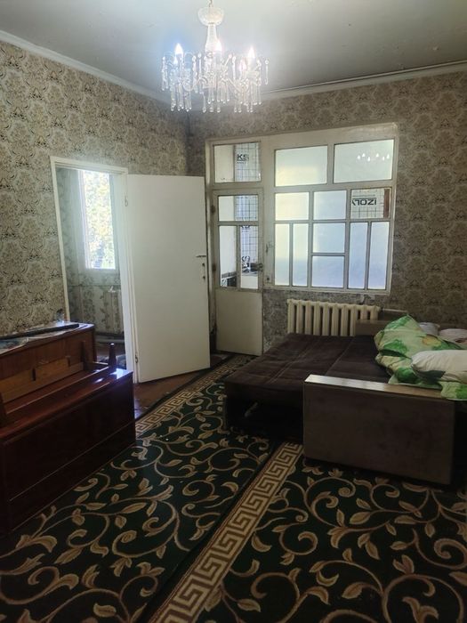 Срочно продается квартира Чиланзар 11 1в2/4/4