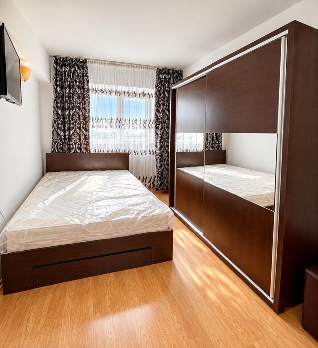 Apartament 3 camere/2 bai Mega Image Republicii