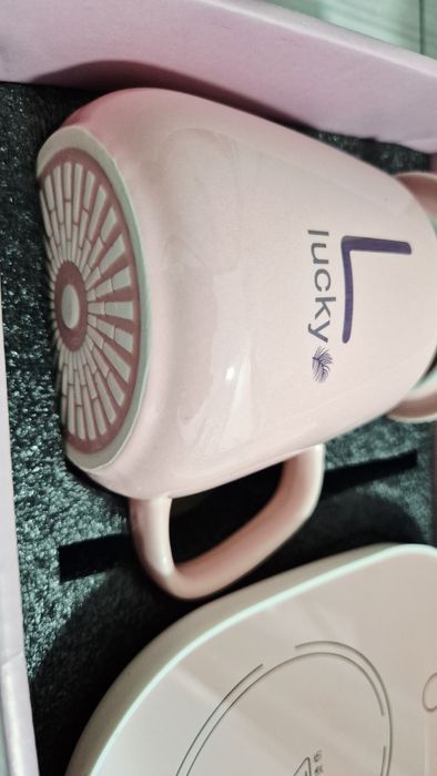 Set cana ceramica cu incalzire scris auriu Lucky 350 ml roz