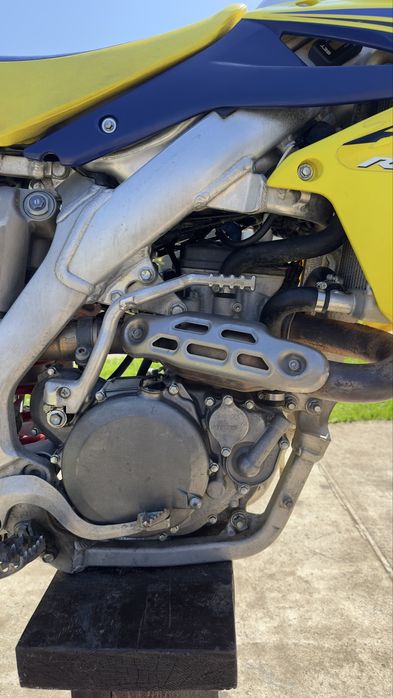 Suzuki RMZ-450.