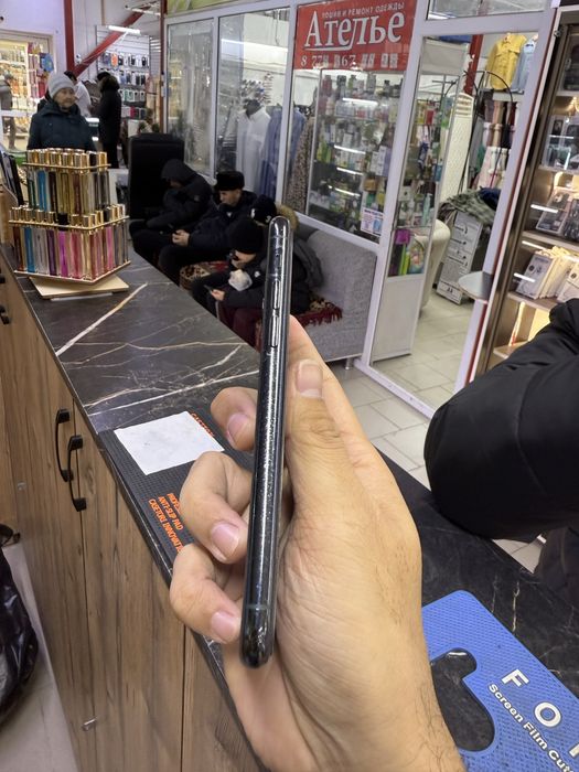 Iphone 11 Pro продается