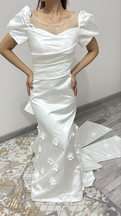 Свадебное белое платье