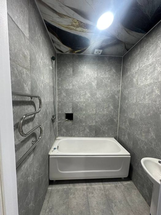 Yengi uy hichkim yashamagan