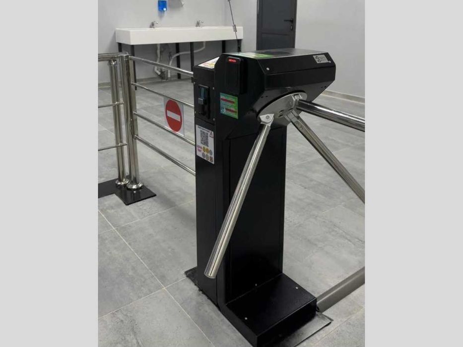 Турникет с QR, платежной системой, абонементами