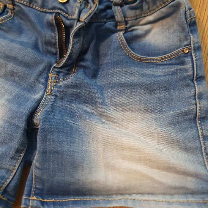 3 pantaloni colanți blugi, si blugi scurti 9-10 ani Zara HM