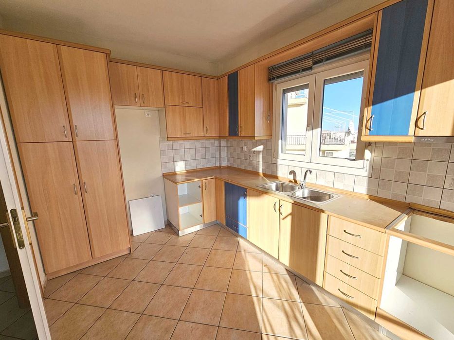 Продава се  апартамент 124 кв.м в Агиос Анаргирос на Кавала (код 4388)