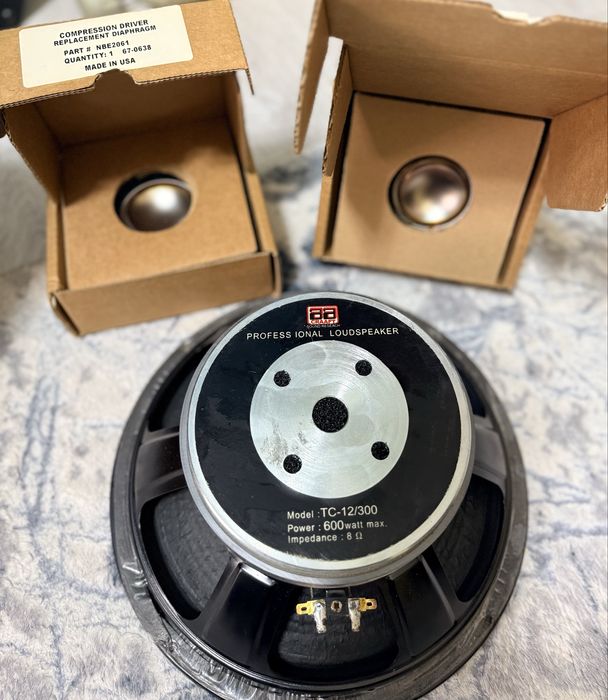 Динамик и диафрагма, изготовлено в США