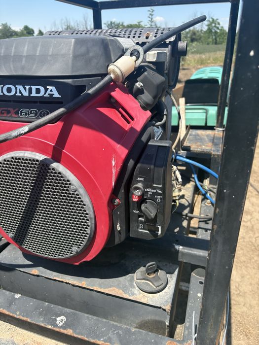 Generator curent honda gx690