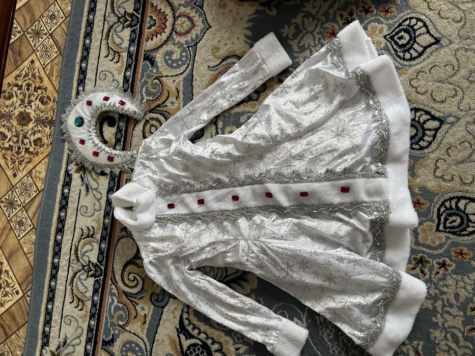 снегурочканың киімі прокатқа