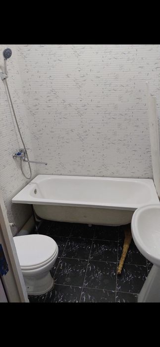Akfa oyna-eshik, unitaz, vanna 160×70,  idish yuvadigan moyka sotilsdi