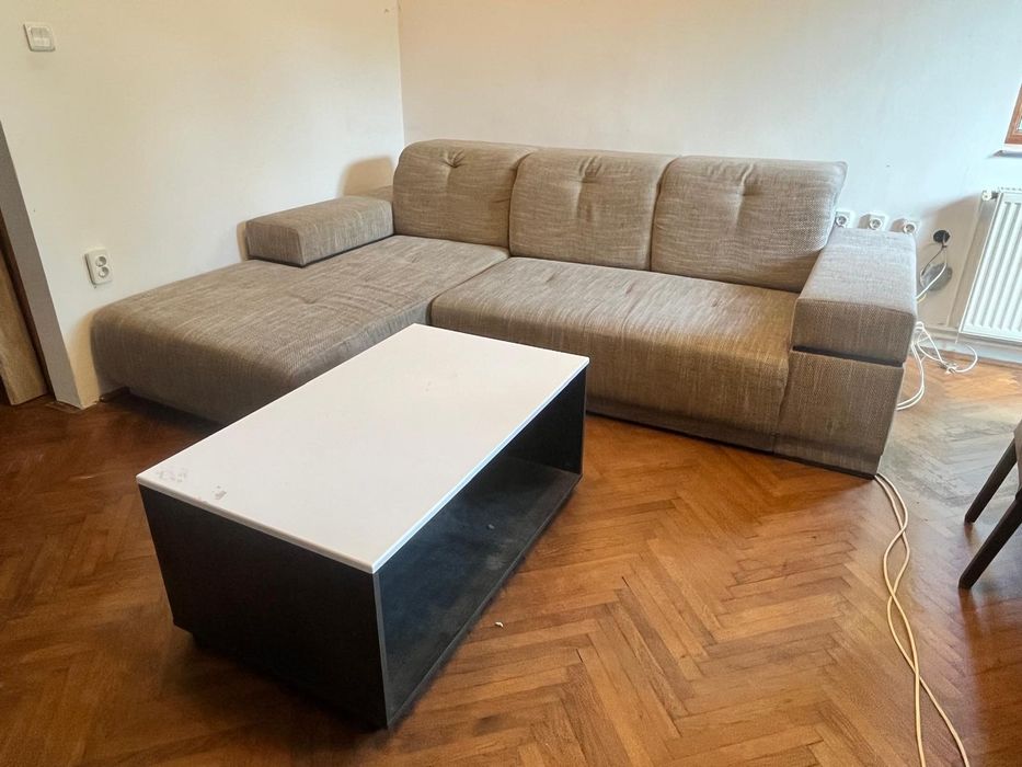 Vand mobila urgent, preturi negociabile