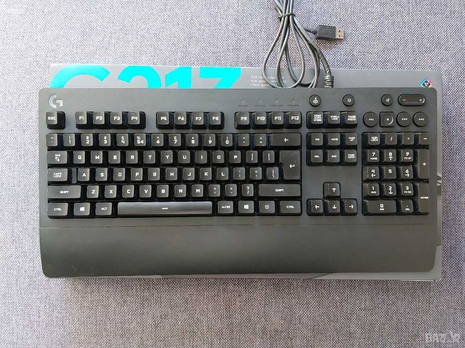 Клавиатура + мишка Logitech G213 + G102