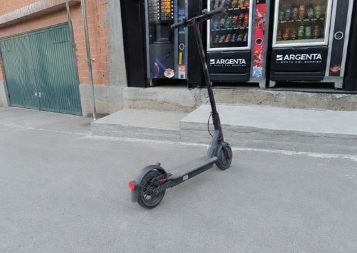 Xiaomi Mi Electric Scooter M365