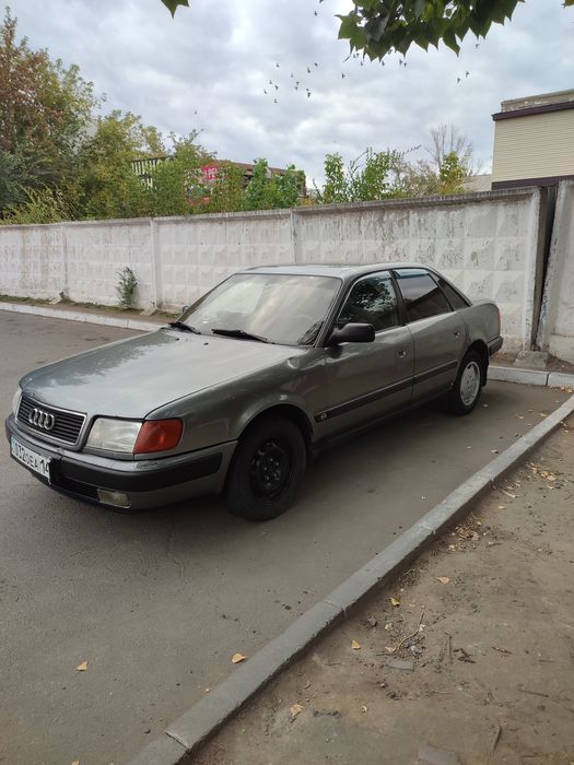 Продам audi 100 c4