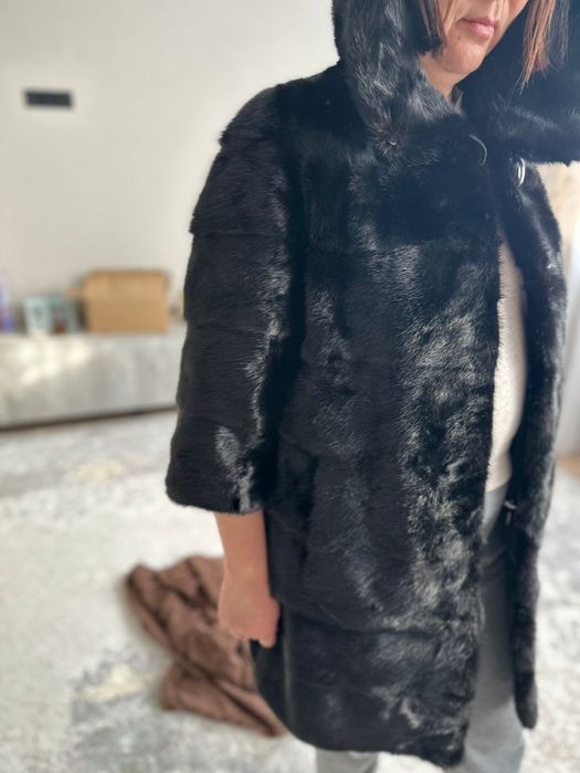 Продам норковую шубу