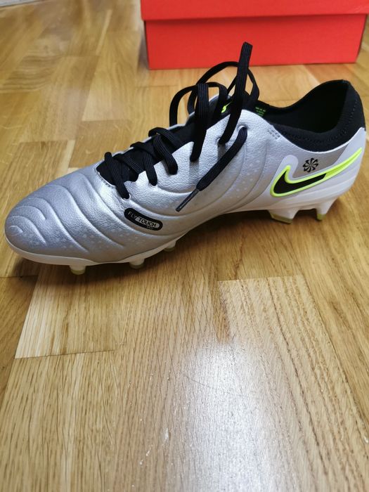 Ghete fotbal Nike Tiempo 10 pro