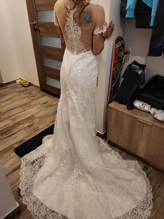 Rochie mireasa model deosebit *NOU*