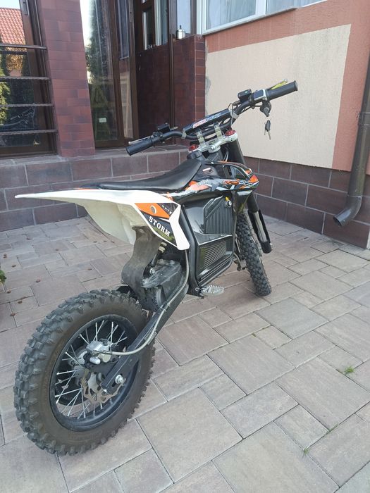 Vand motocicleta electrica