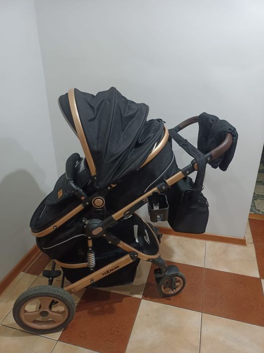 Продам детскую коляску