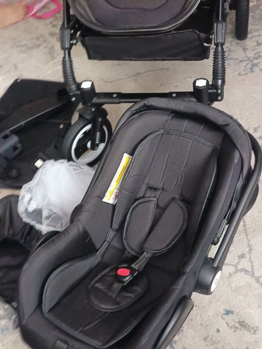 Продам коляску 2 в1