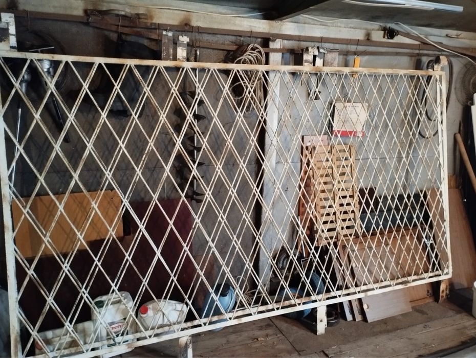 Продам решетки на балкон