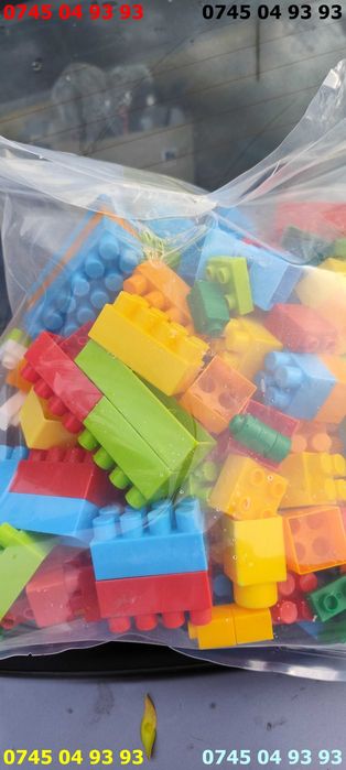 jucarii piese de LEGO pret pe tot lotul din punga