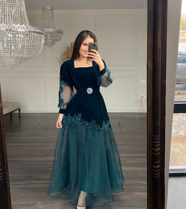 Сатылады адемі жақсы көйлектер