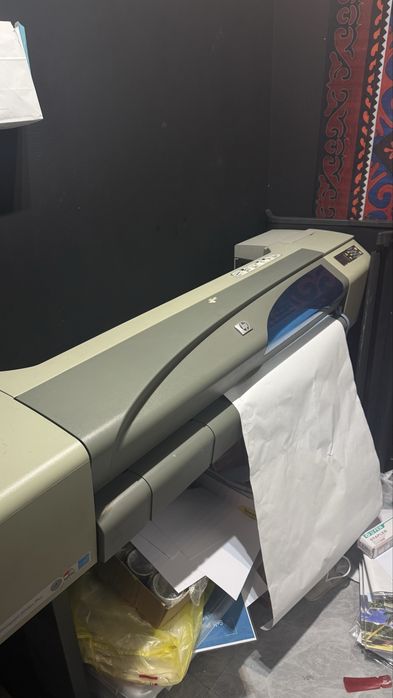 Продам широкоформатный плоттер HP DesignJet 500ps Plus.