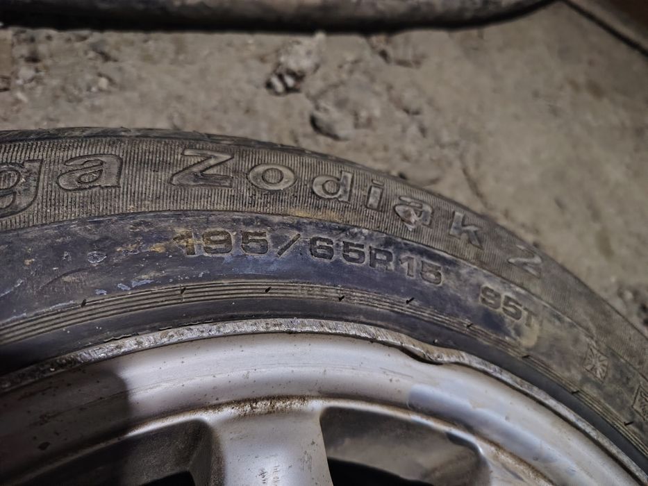 Запчасти на мерс цешка 180