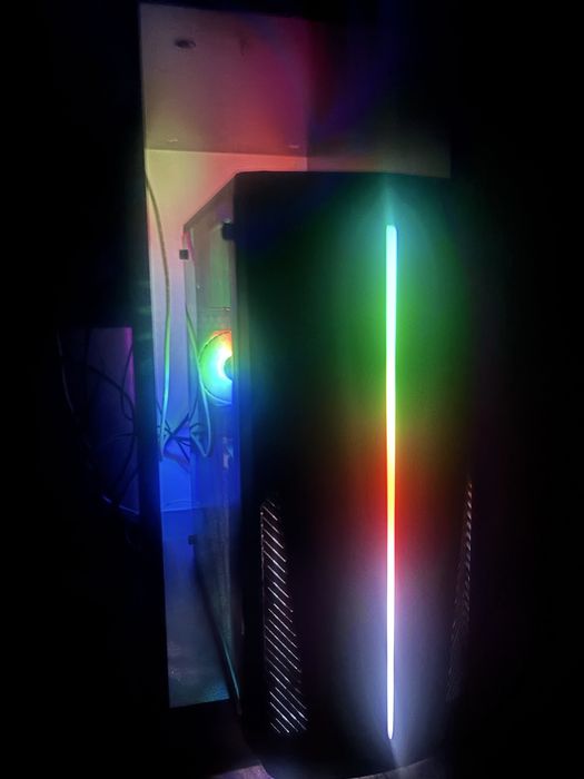 Vand pc gaming 8gb ram,i5-4590 CPU placa NVIDIA GT730,500GB SSD