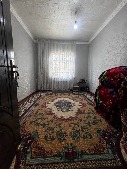 Срочно продаю 2 ком квартиру новая планировка 8 микр